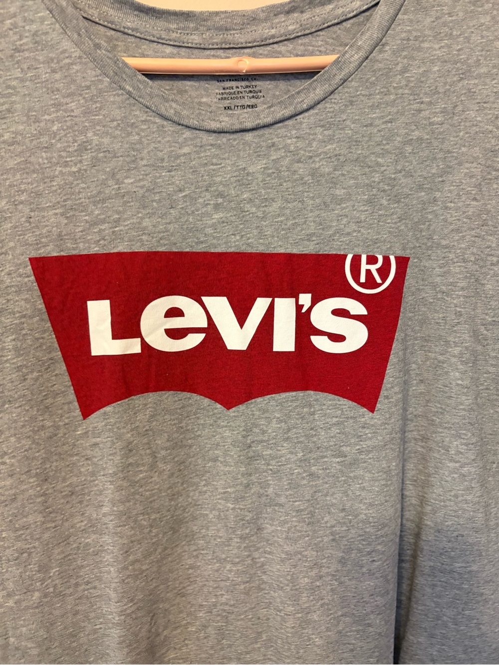 Levi's Gray Tee with Bold Red Logo - Picture 3 of 7